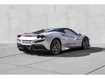 2020 Ferrari F8 — фото 6