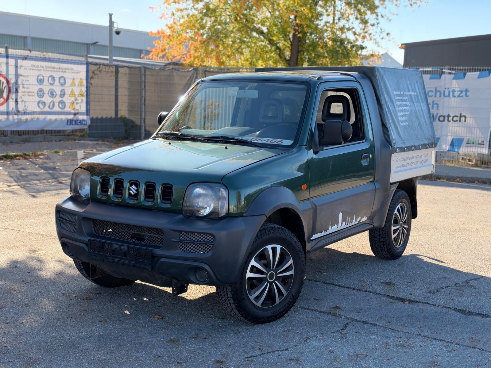 Suzuki Jimny 2011 — rear view