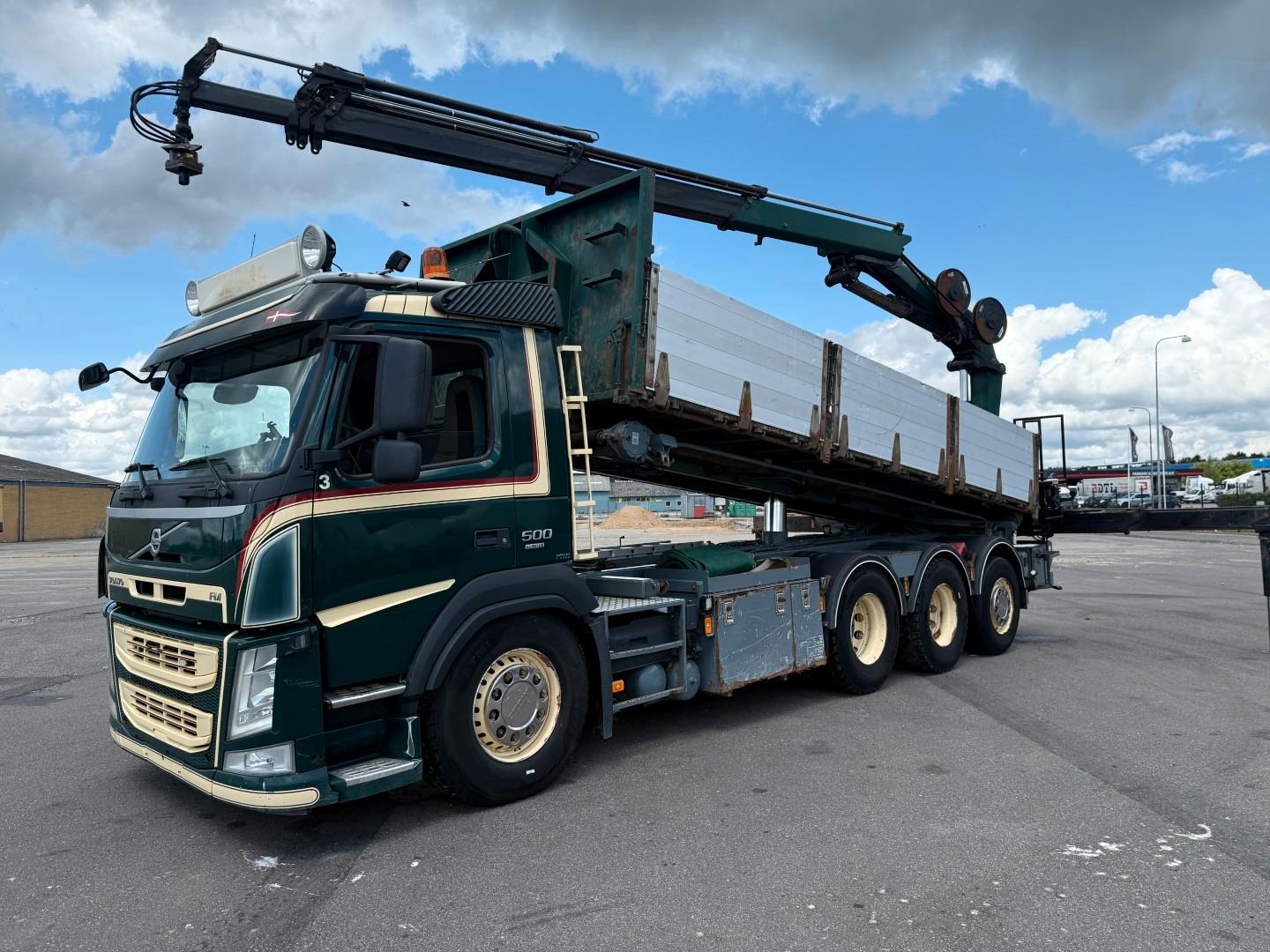Volvo FM500 8x4*4 Tipper / Crane HMF2620-K5