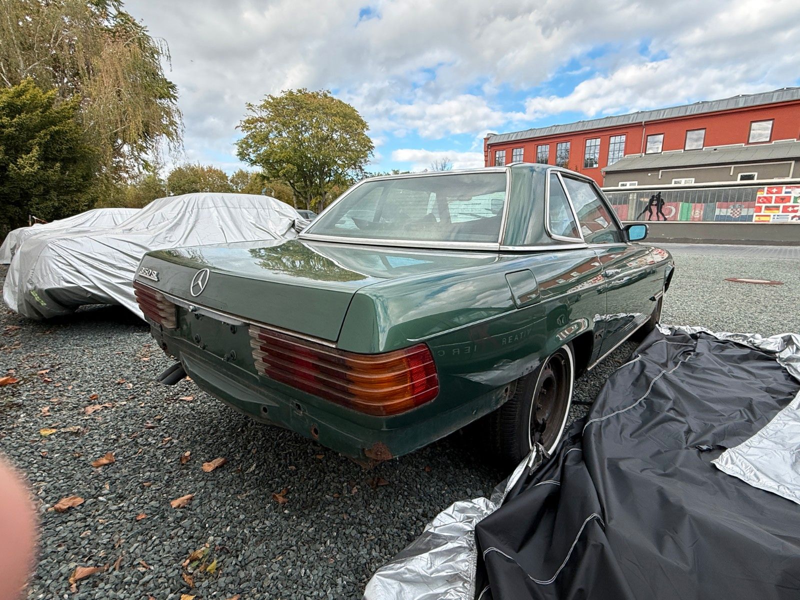 Fahrzeugabbildung Mercedes-Benz 350 SL