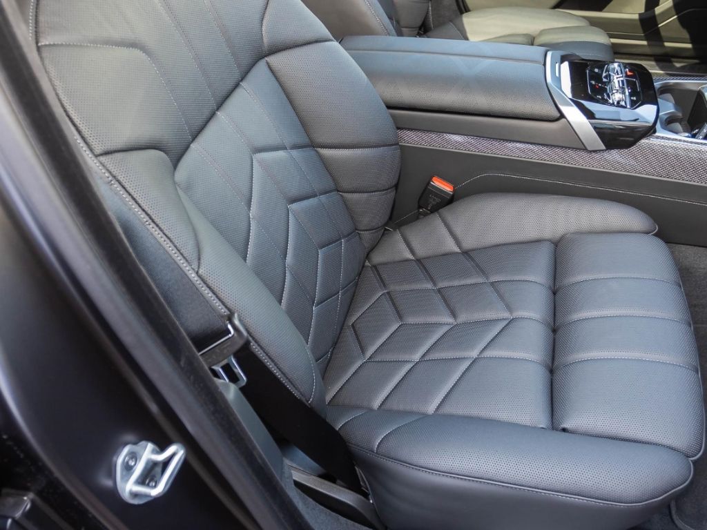 BMW 740 - Bild 31