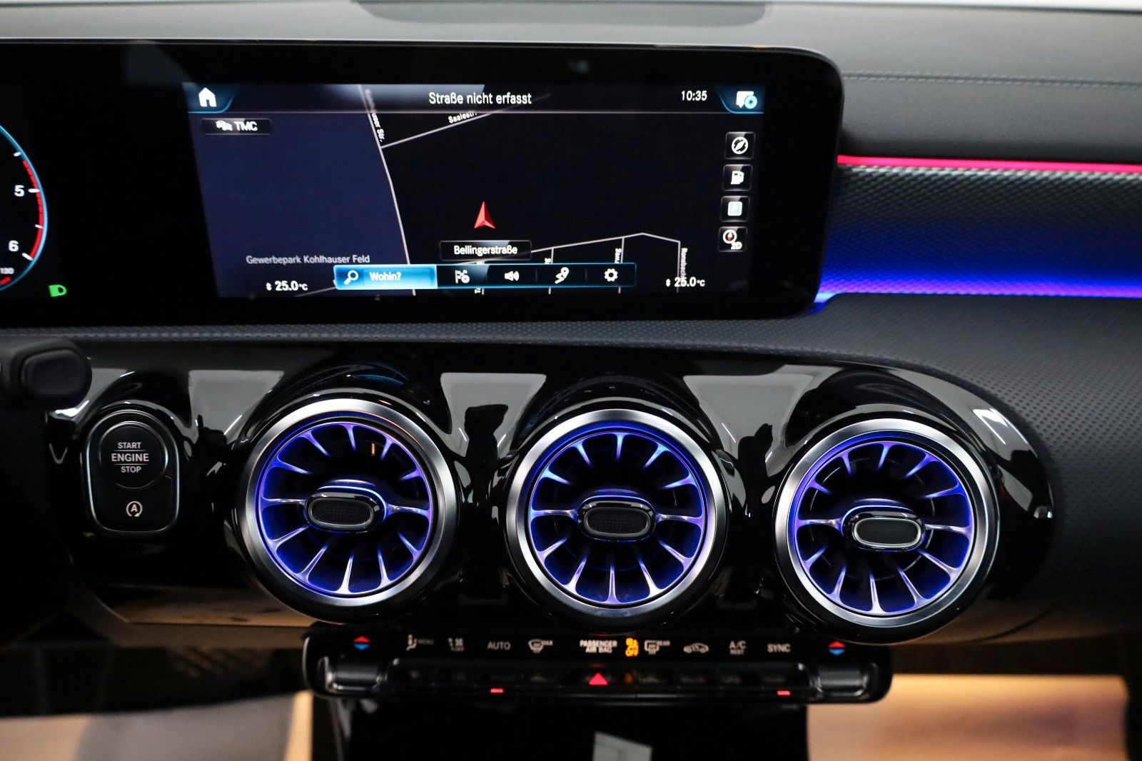 Fahrzeugabbildung Mercedes-Benz CLA 200 d Coupe Leder,Navi,LED,SH,Kamera,AHK