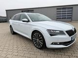 Skoda Superb 2.0 TSI DSG 4x4 L&K Combi L&K - Skoda Superb: Allradantrieb