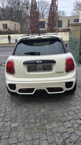 MINI Mini Cooper S F55 Pepper white Vollausstat... - MINI MINI: Pepper White