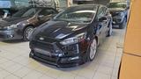 Ford Focus ST Recaro Leder Nav Sport P Tech P Sony Xe - Ford Focus mit Benzin-Antrieb: Leder, Limousine, ST Sport