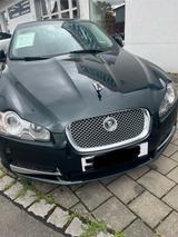 Jaguar XF 2.7 L V6 Diesel Premium Luxury Premium Luxury - Jaguar XF Luxury mit Diesel-Antrieb