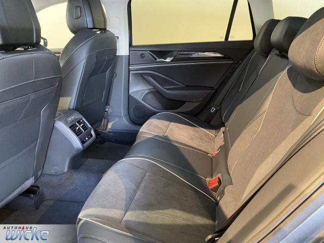 Passat Variant 1.5 eTSI DSG Business NAVI KLIMA