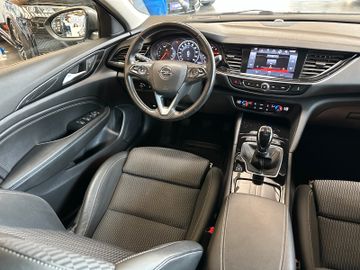 Opel Insignia B*LKHZ*2-ZONEN*LED*CARPLAY*CAMERA*