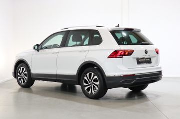 Volkswagen Tiguan - 5