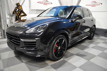 PORSCHE Cayenne Turbo-PANORAMA-INDIVIDUAL
