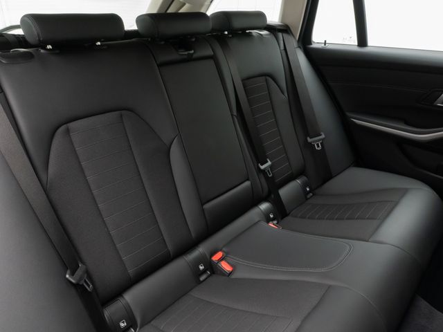 Foto Nummer 30: BMW 320d