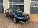 Volkswagen Passat 2.0 TDI Variant Highline Chrom Paket - Volkswagen Passat aus 2012: TDI