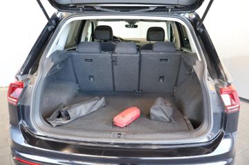Volkswagen Tiguan R-LINE 2.0 TDI 4M AID+ACC+SIDE+PANO+AHK