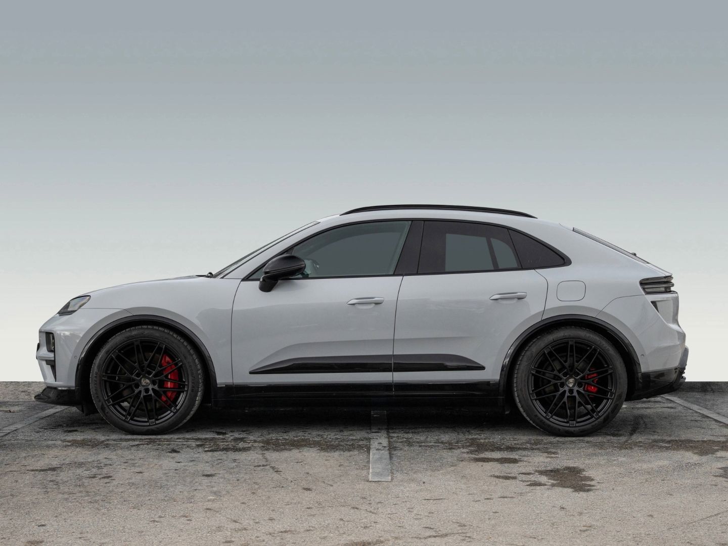 Porsche Macan Electric Turbo Burmester HeadUp InnoDrive foto 2