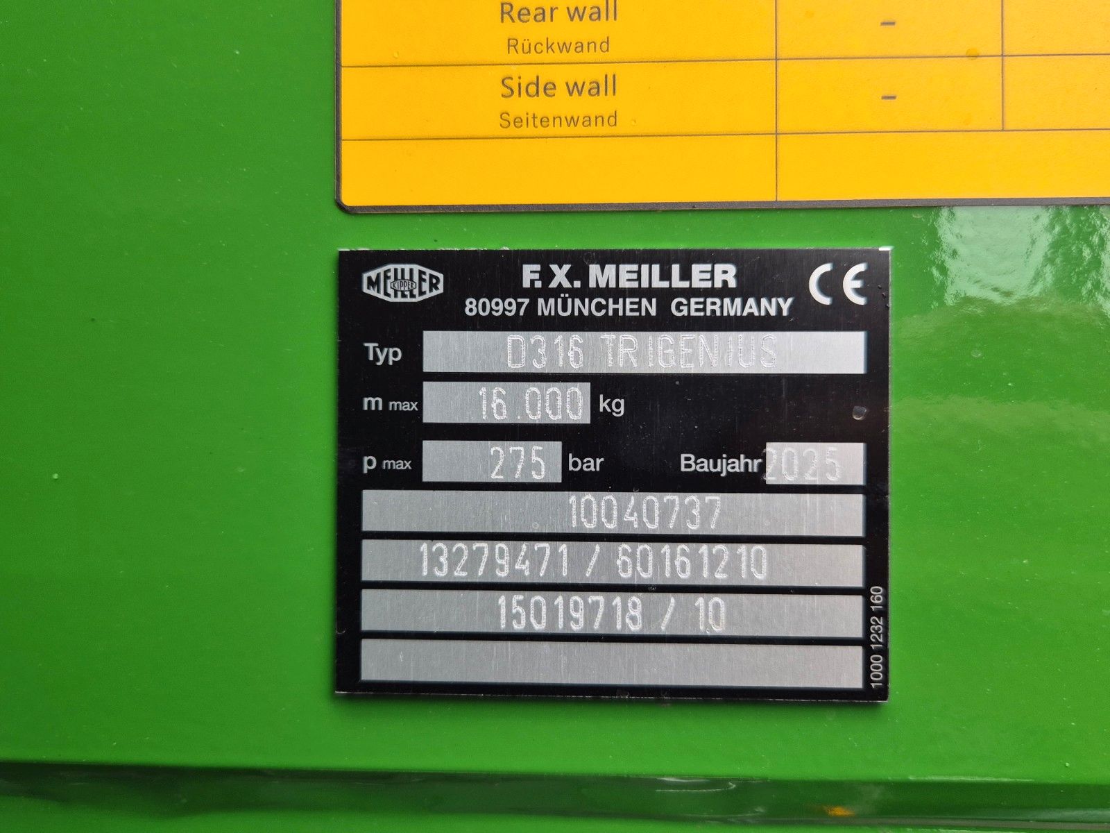 Fahrzeugabbildung Iveco AT300X54Z HR OFF Bordmatik AHK Intarder