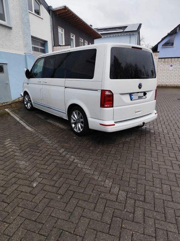 Image of Volkswagen T6 Multivan