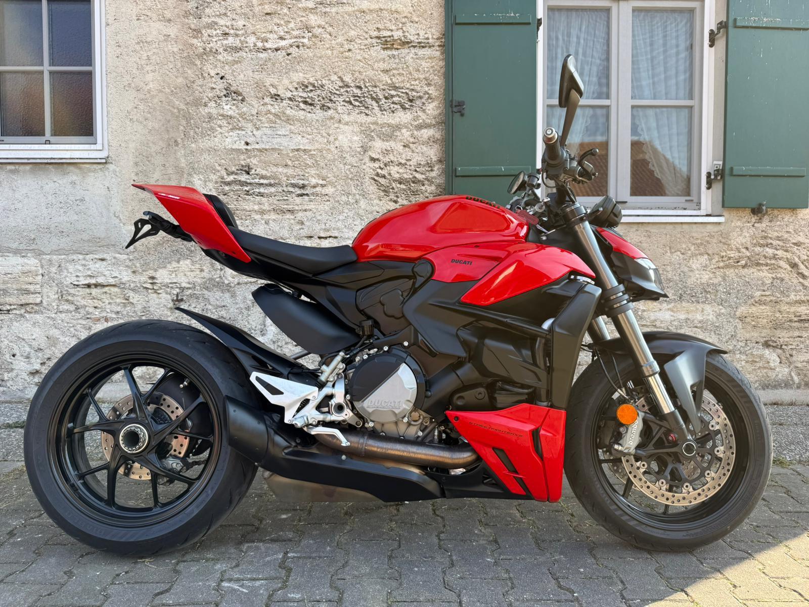 Ducati Streetfighter V2, 1. Hand,Garantie, Extras