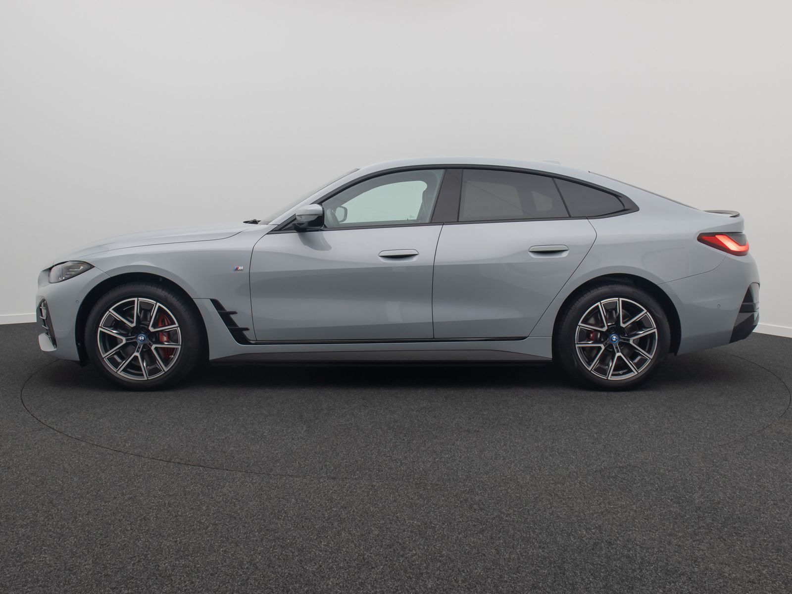 Fahrzeugabbildung BMW i4 eD35 Gran Coupè M Sport Pro Kamera DAB LED