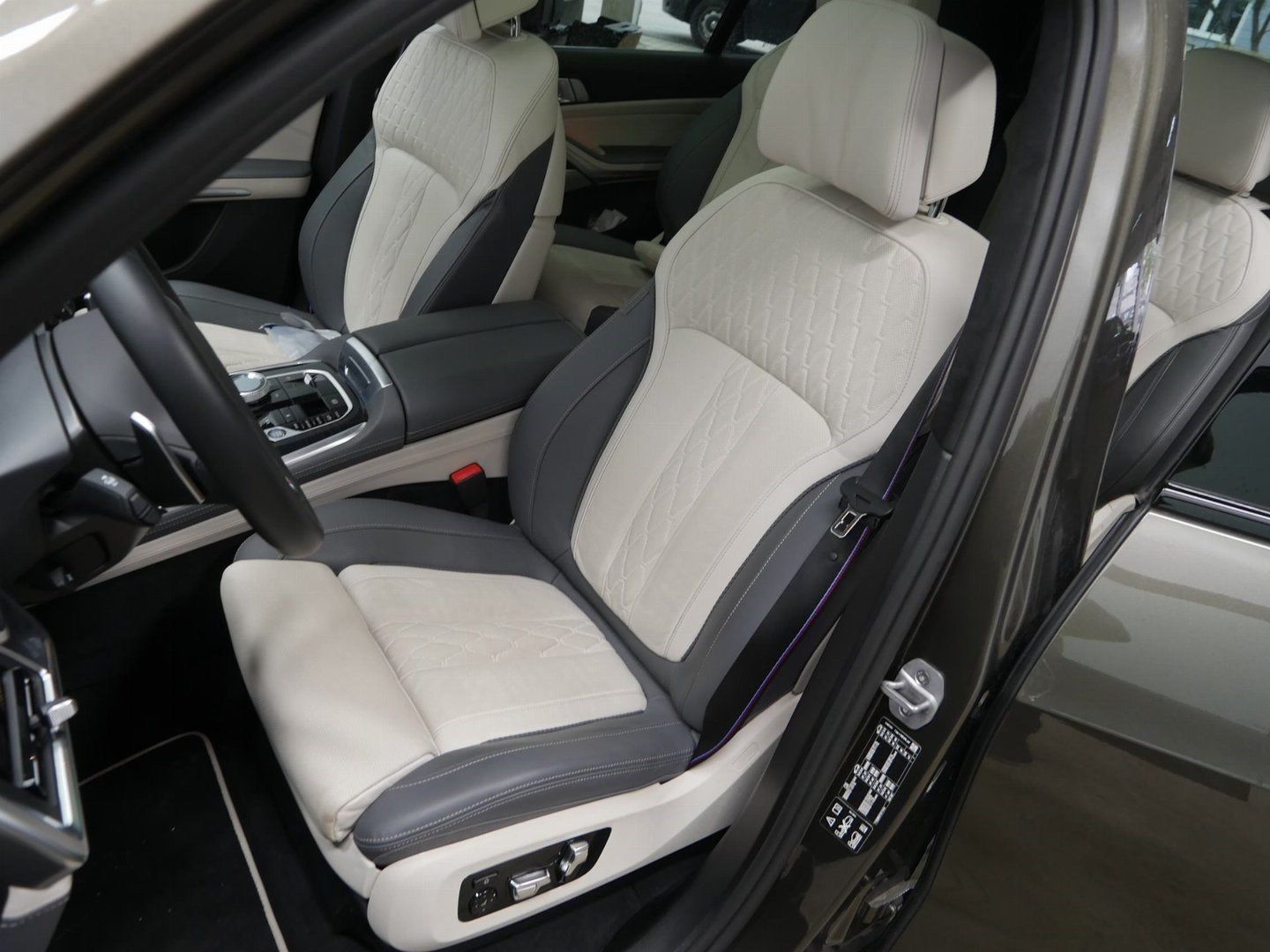 BMW X7 - Bild 10