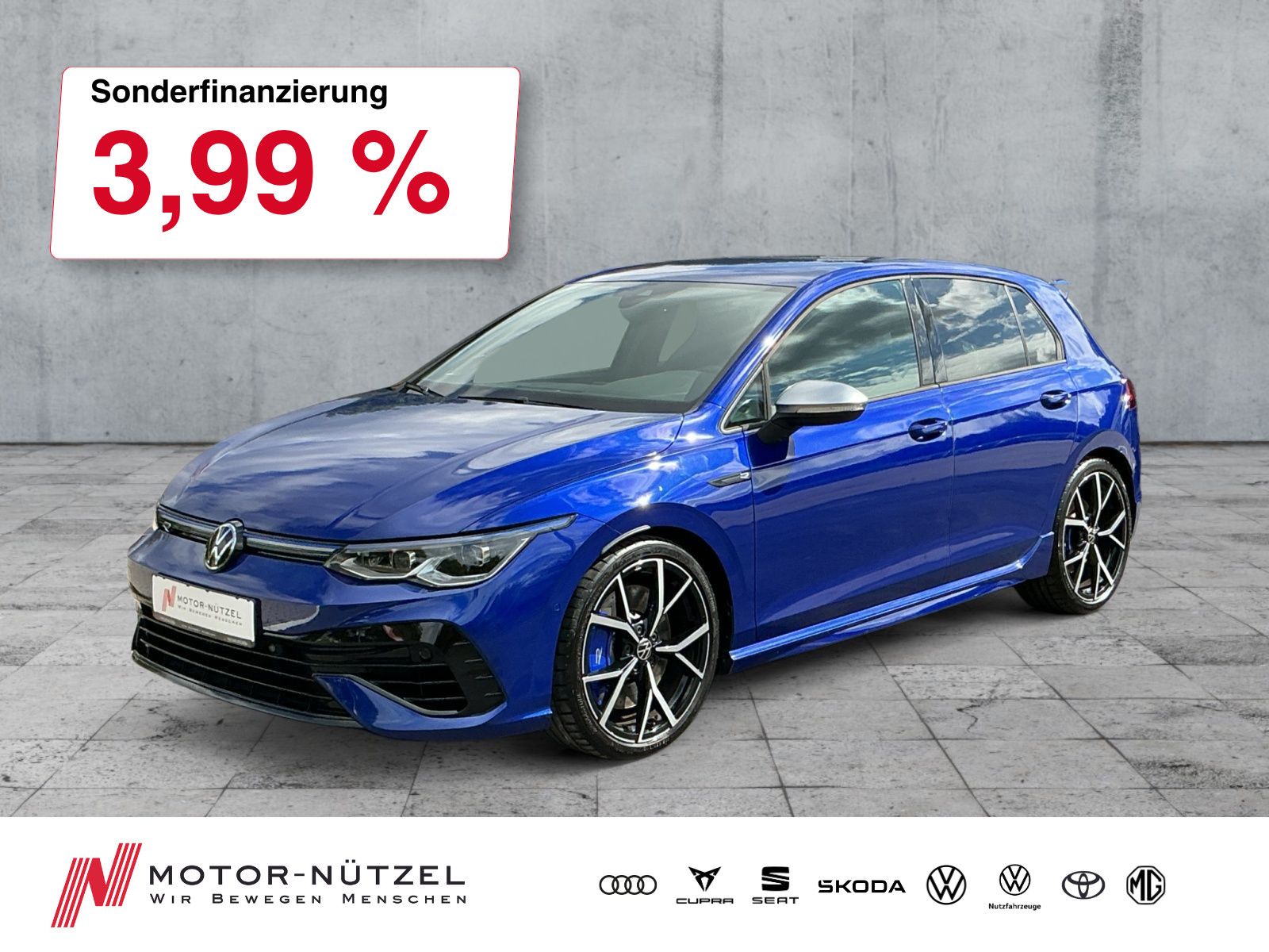 Volkswagen Golf VIII R PERFORMANCE 5JG MATRIX NAV AKRAPOVIC foto 1