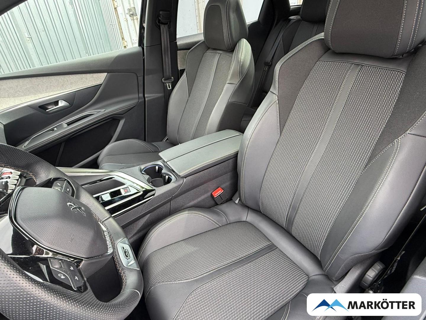 Peugeot 3008 GT ACC/BLIS//CARPLY/360CAM/PANO/NAVI