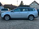 Ford Focus 1.8 Style Turnier Scheckheft SHZ PDC Klima - Ford aus 2007