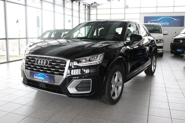 Audi Q2 1.4 TFSi S-tronic Sport AHK LED Navi PDC