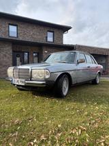 Mercedes-Benz W123 300D Automatik - Mercedes-Benz 300: 300d W123