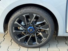 Fahrzeugabbildung Clio V Esprit Alpine 1.6 E-TECH Hybrid 145 EU6e,