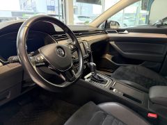 VW Passat Variant Highline 2.HAND/DSG/AHK/VIRTUAL!
