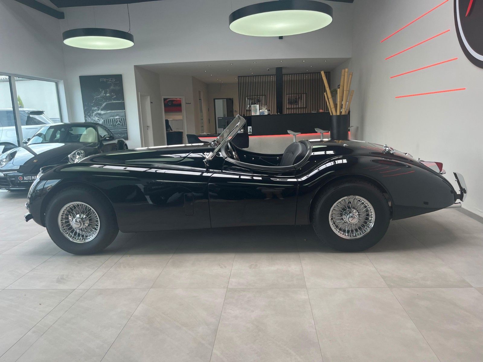 Fahrzeugabbildung Jaguar XK 140 SE-C OTS Roadster