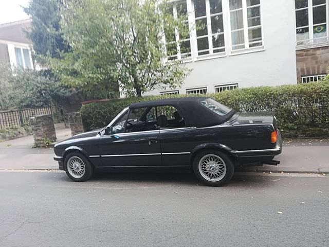 BMW 320 e30 Cabrio H-Zulassung VFL Chrom Modell 