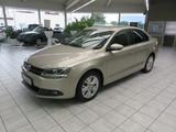 Volkswagen Jetta VI Life*DSG*Navi*PDC*Tempomat* - Volkswagen Jetta LIFE