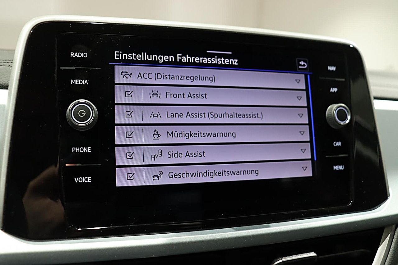 Volkswagen T-Roc - Bild 12