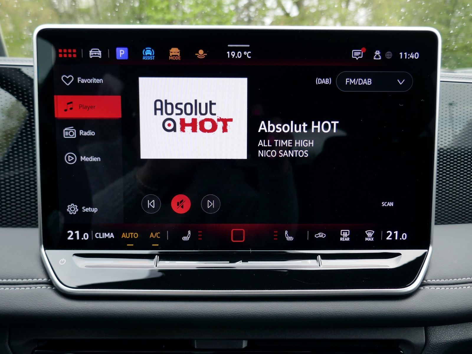 Fahrzeugabbildung Volkswagen Tiguan GOAL 2.0 TDI DSG | RFK LED ACC Navi