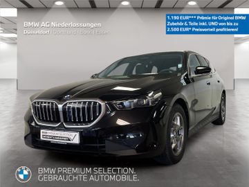 BMW Leasingangebot: BMW 520i Touring Leasing ab 399,33€¹ Kamera