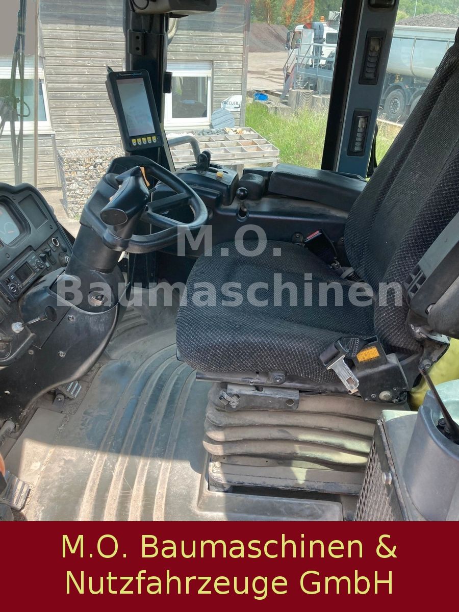 Fahrzeugabbildung CAT 966 G / AC / ZSA / Waage / Half Steering