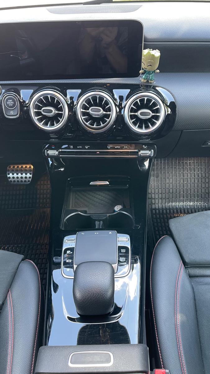 Mercedes-Benz A 250 DCT -