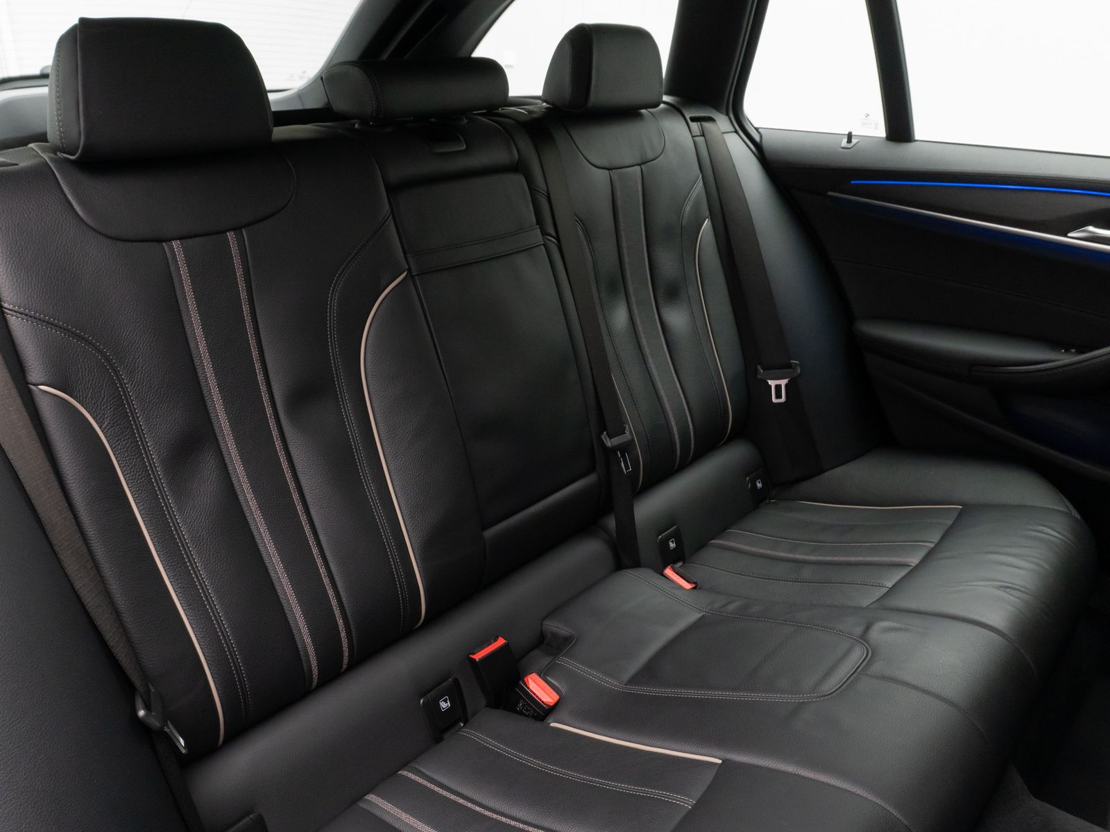 Fahrzeugabbildung BMW 520d LuxuryLine Kamera DAB CockPitPr Alarm Sport