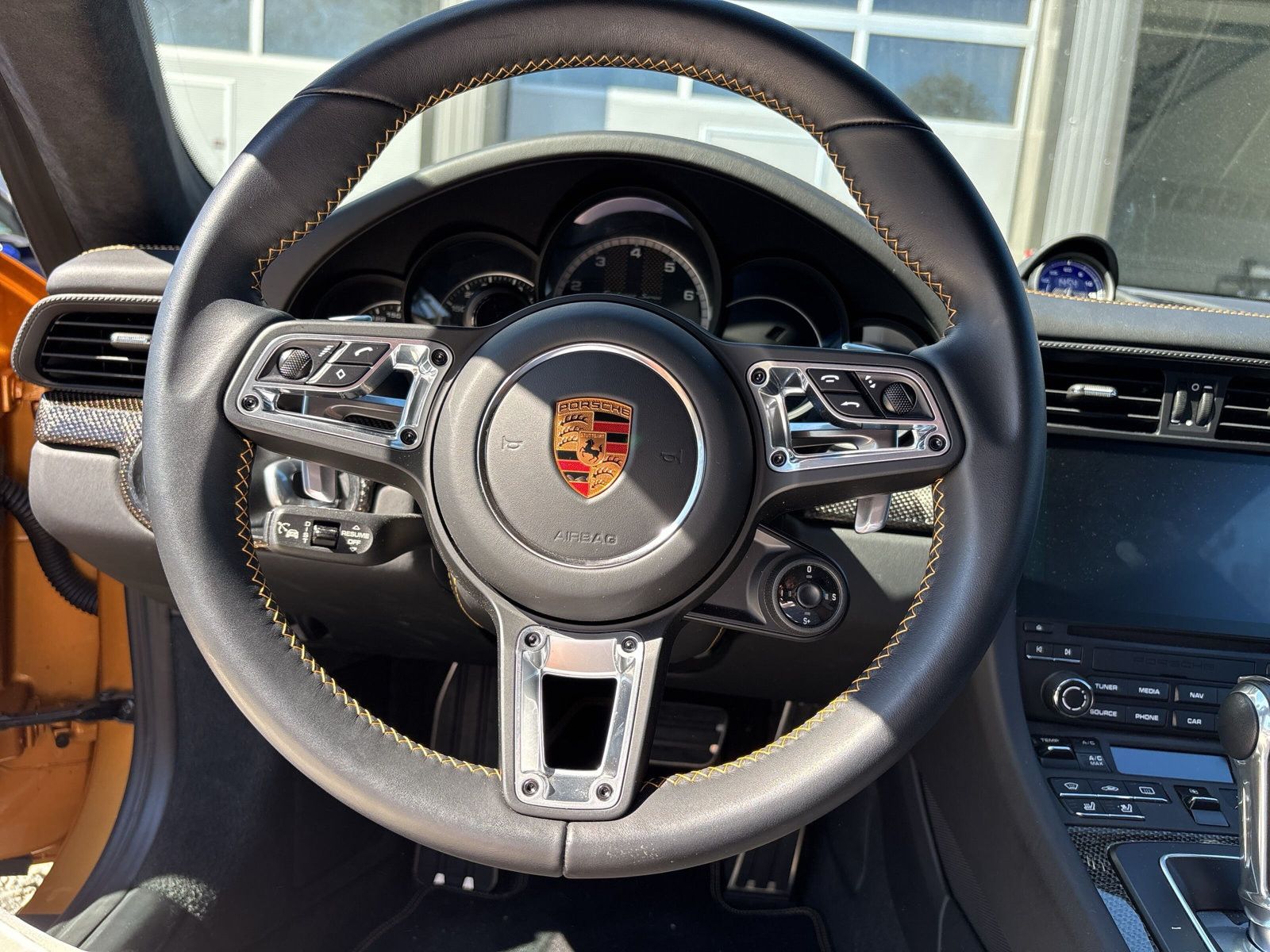 Fahrzeugabbildung Porsche 911 Turbo S Exclusive Series 309/500 - Vollausst