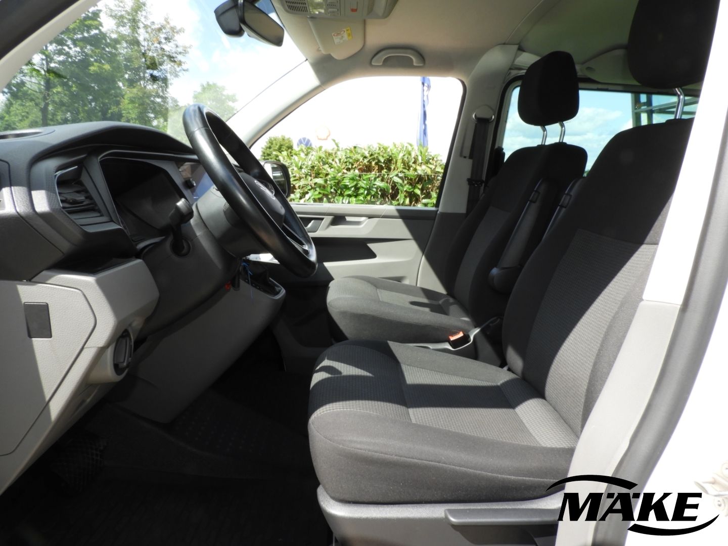 T6.1 Kombi 2.0 TDI DSG 8-Sitzer LED NAV AHZV