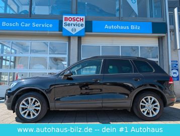 Volkswagen Touareg - 1