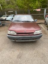 Renault R 25 - Renault R 25 Benziner Gebrauchtwagen