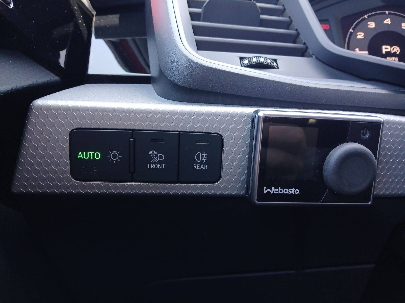 Fahrzeugabbildung Audi A1 Sportback 35 TFSI S-line S-tronic STH LED Nav