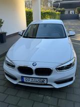 BMW 118i Benzin 8 x bereift TÜV/AU neu 74.582 km - BMW 118 in Bremen