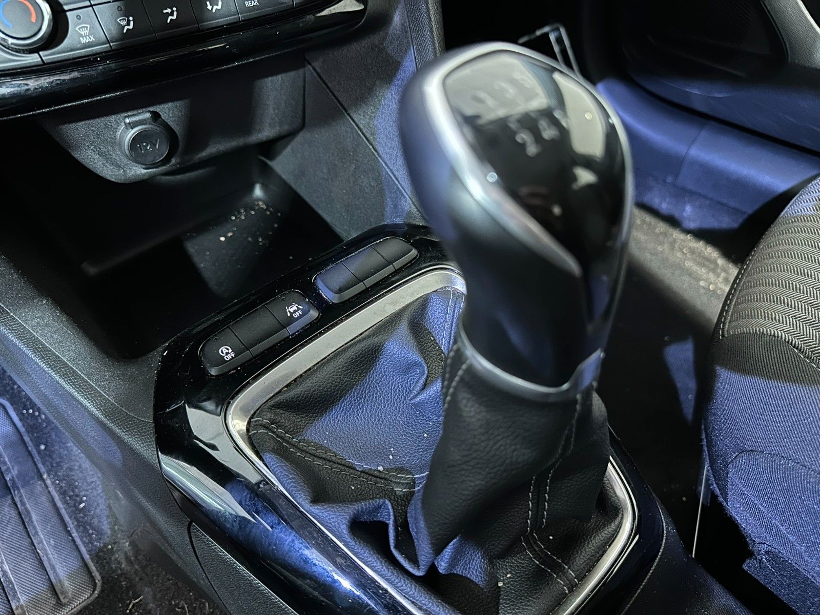 Fahrzeugabbildung Opel Corsa F 1.2 KLIMA/SPURASSISTENT/TEMPOMAT