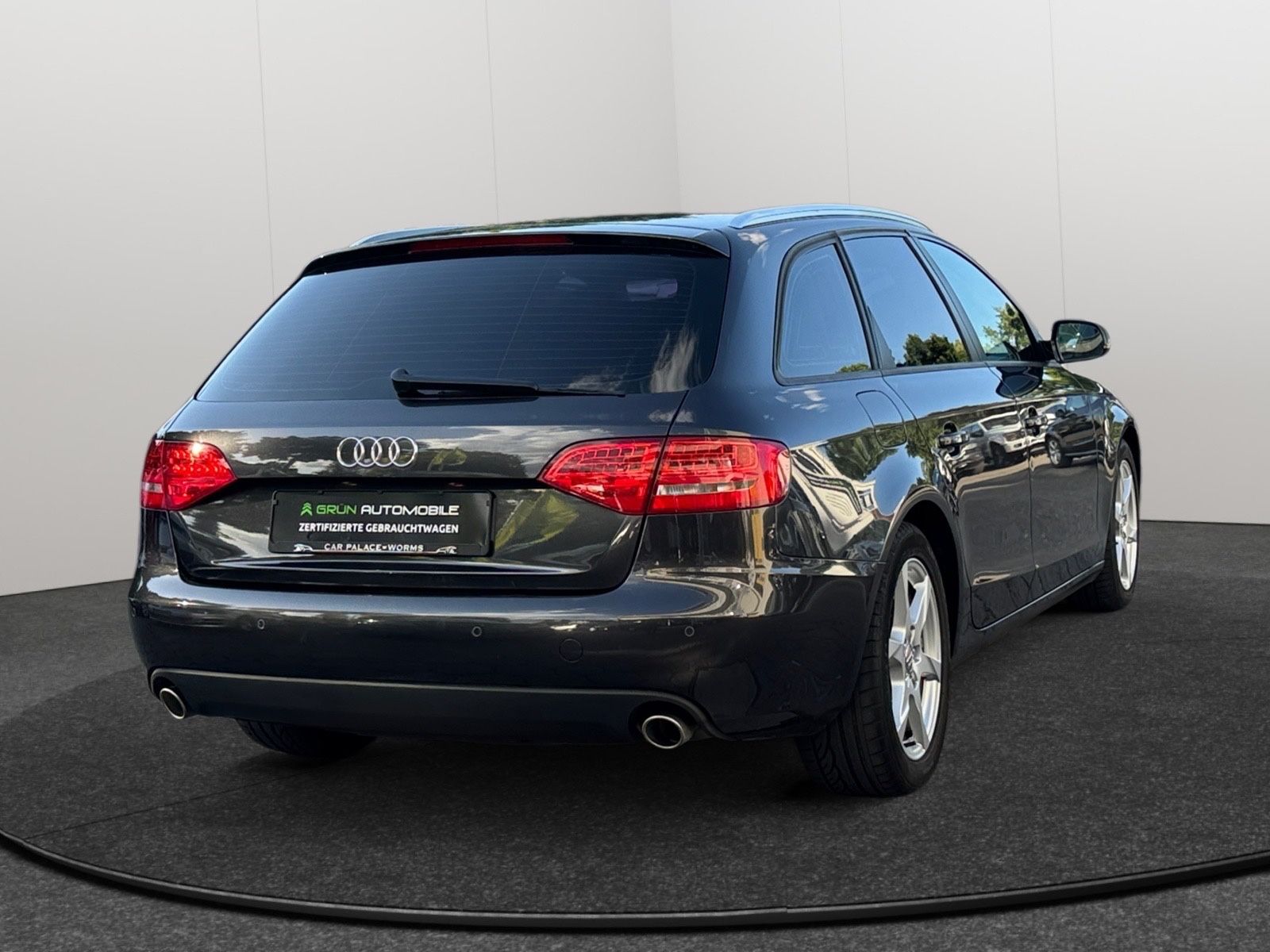 Fahrzeugabbildung Audi A4 Avant Ambition quattro*8Fach Alu*LED*Xenon