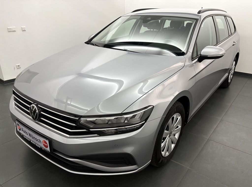 2023 Volkswagen Passat Variant