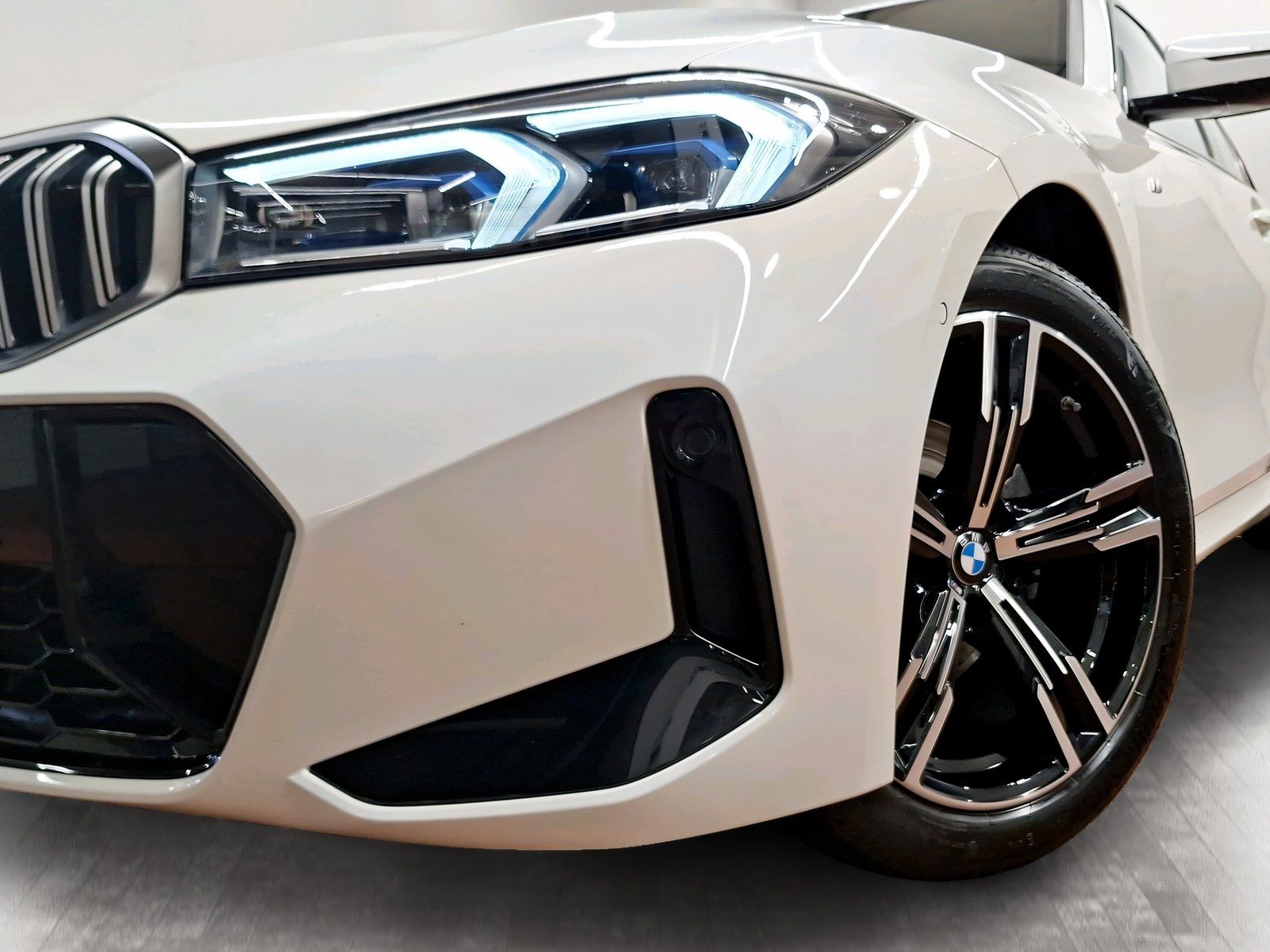 BMW 320 - Bild 8