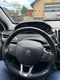 Peugeot 2008 - 9